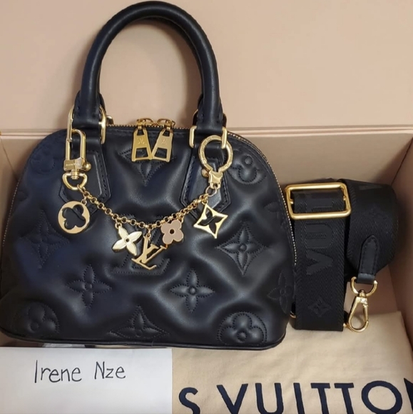 Louis Vuitton Alma BB Quilted calfskin embroidered Motif in great condition - Picture 2 of 16